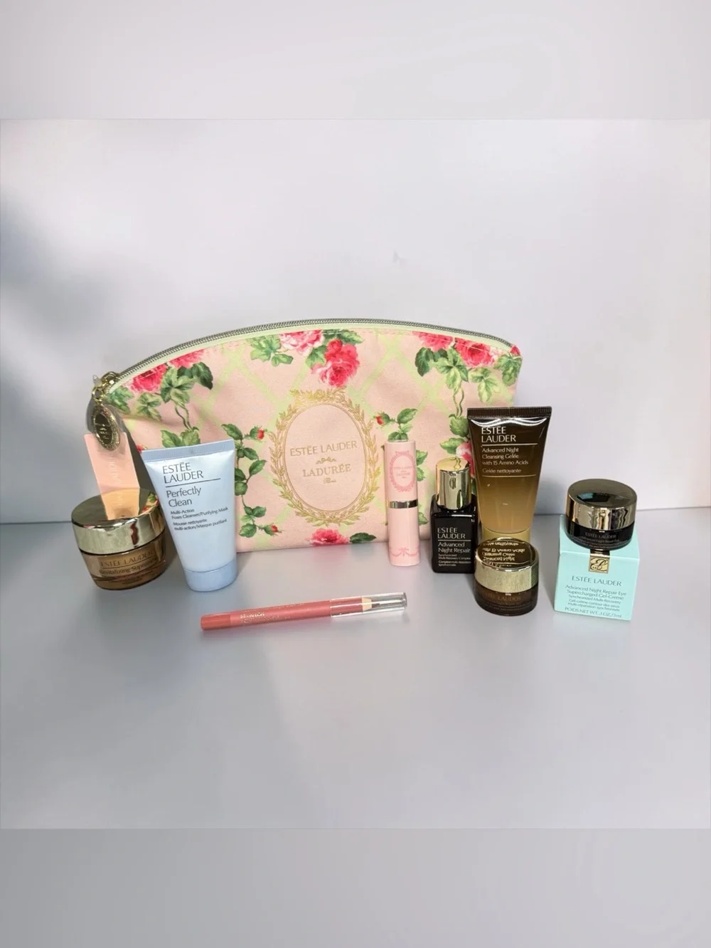 🩷Estée Lauder🩷9-PC Floral Cosmetic Pouch with Skincare & Makeup Set/NWT